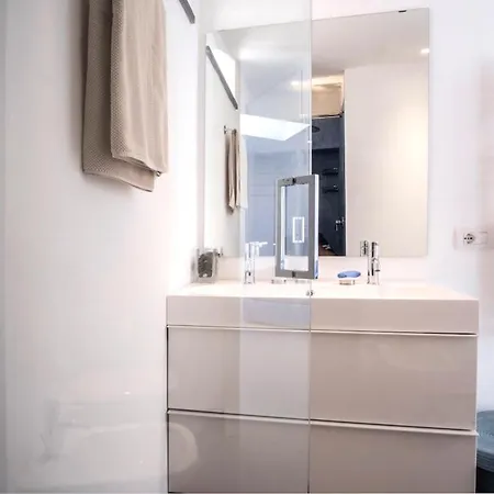 Blue View Apartment